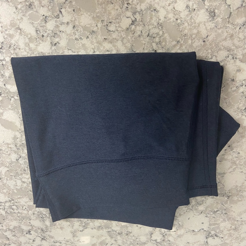 Old Navy Cloud+ Go Dry Light Compression Leggings (L) Navy color